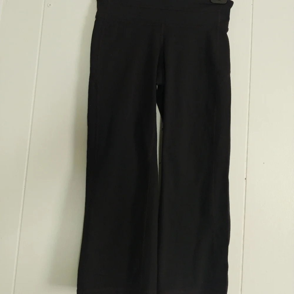 Athleta Kickbooty Cropped Leggings Yoga Capri XS